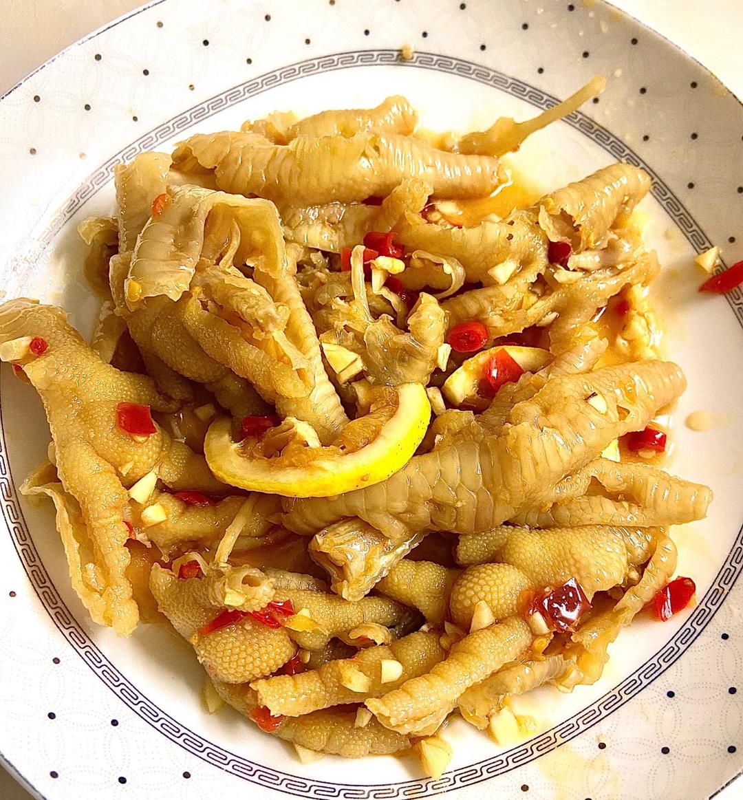 去骨酸辣麻油凤爪