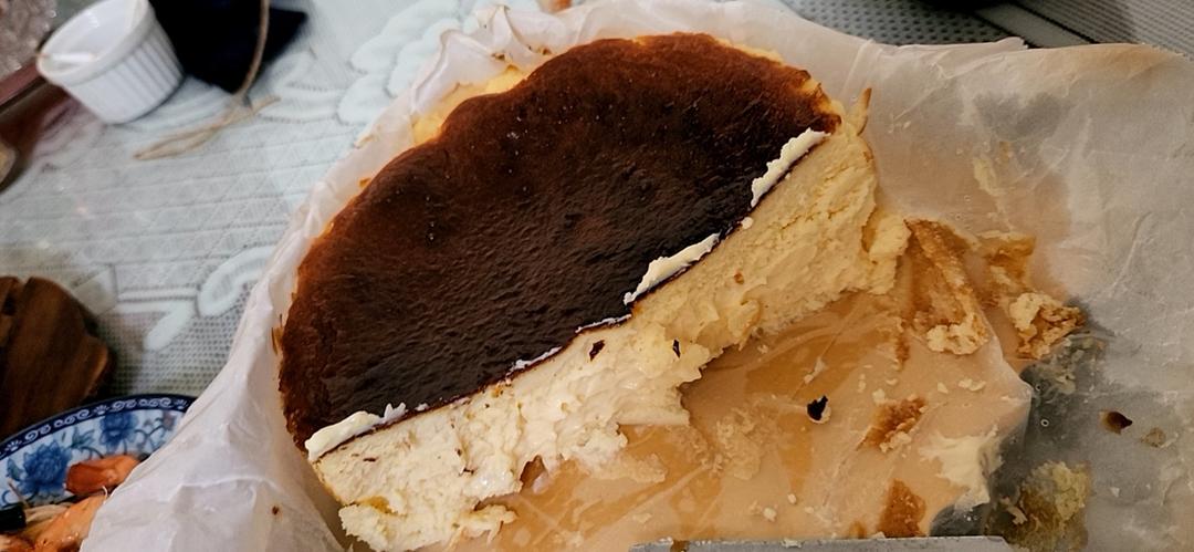 巴斯克烧焦芝士蛋糕