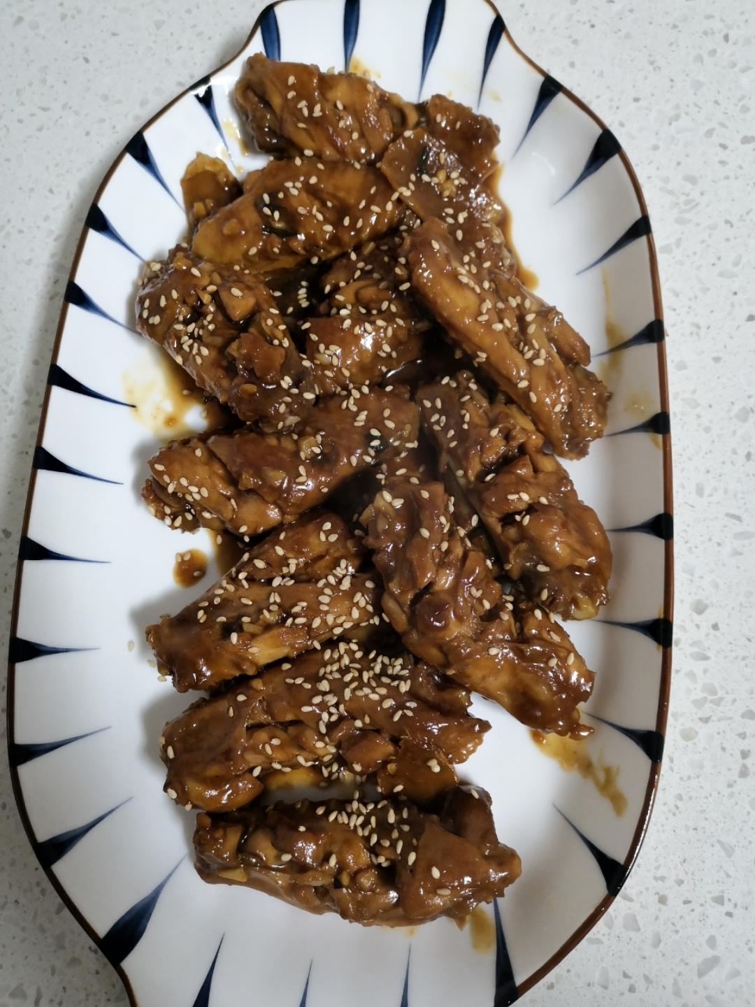 妈妈家的味道，吃了停不下来的红烧鸡翅