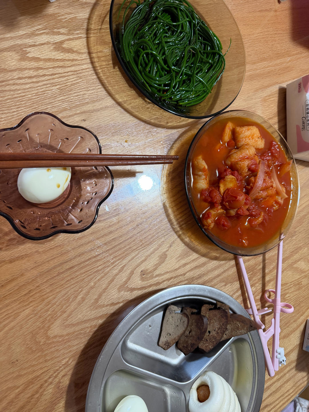 番茄鱼巴沙鱼（也可以用番茄龙利鱼），番茄酱汁超浓郁，营养又下饭！