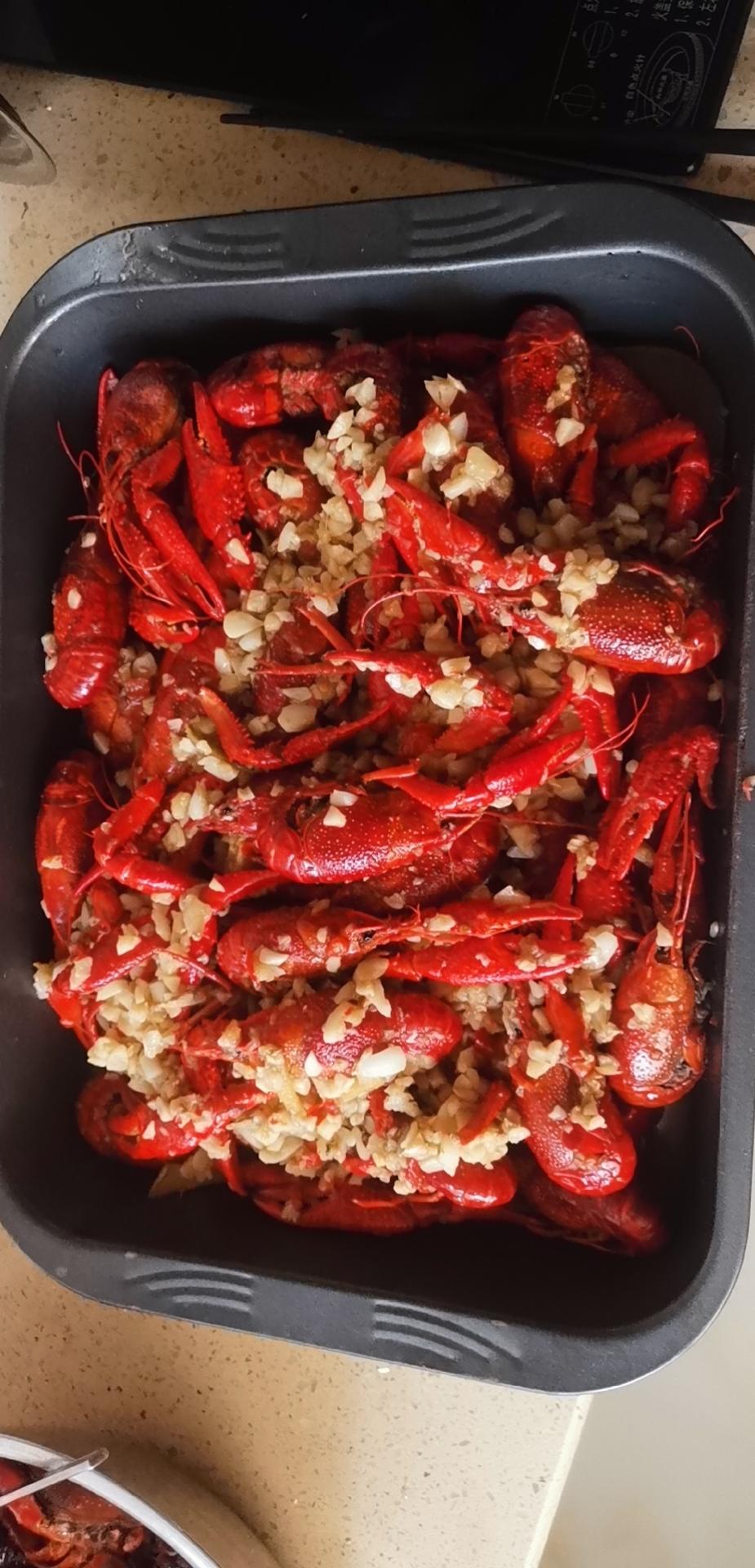 最正宗蒜泥龙虾配方（完美还原龙虾店正宗口味）