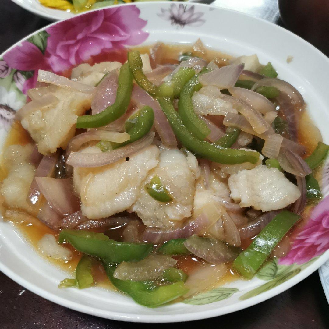 能吃三碗饭汤都不剩的巴沙鱼