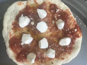 正宗意大利玛格丽特披萨 margarita pizza的做法 步骤4