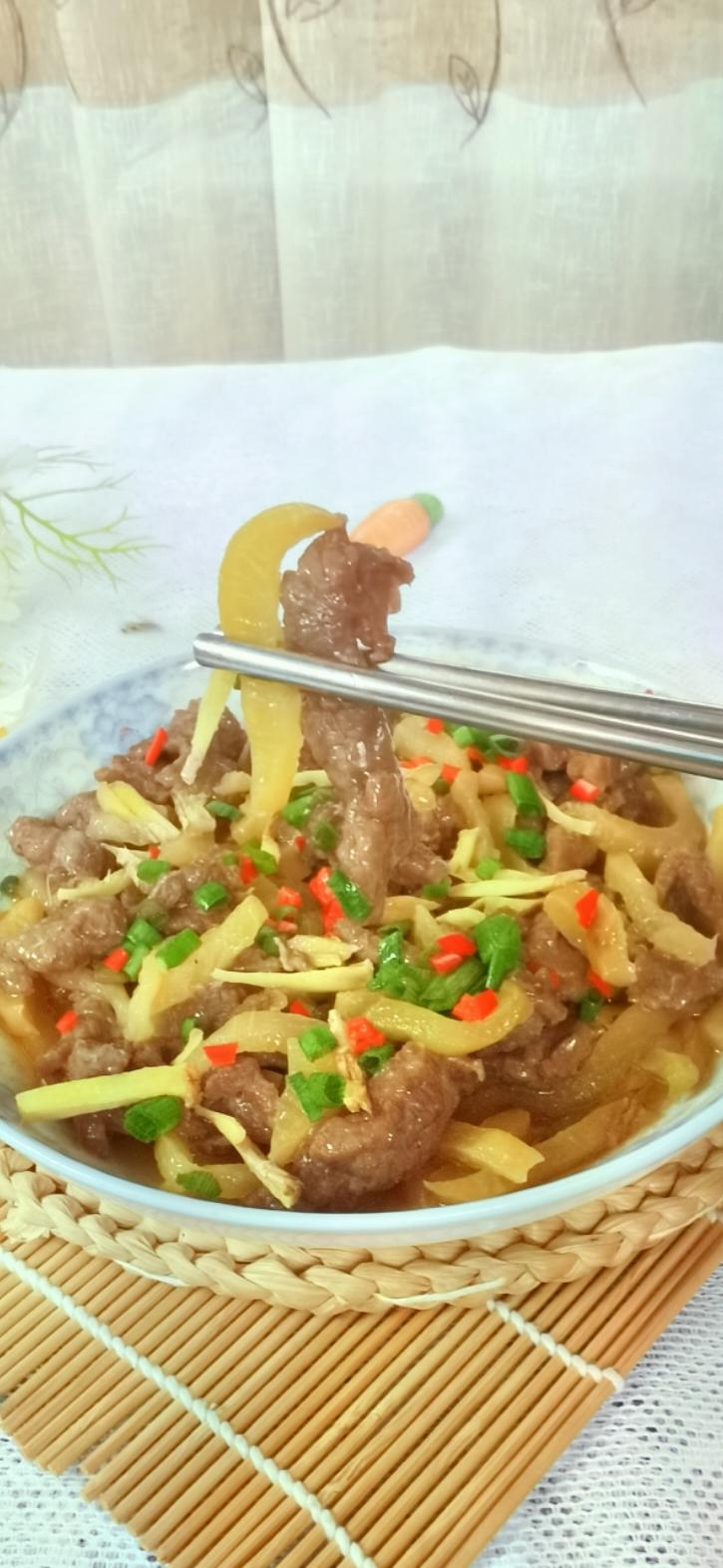 大头菜蒸牛肉