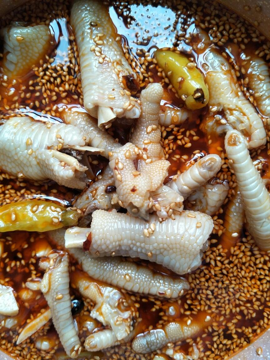 麻辣泡椒凤爪