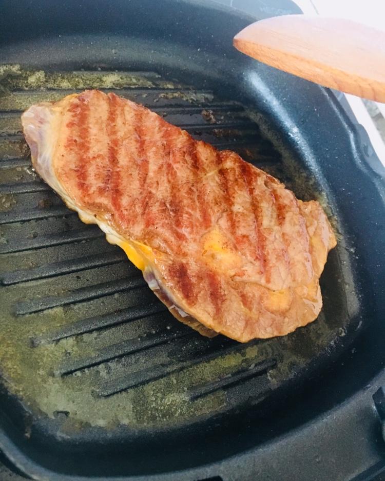 煎眼肉牛排