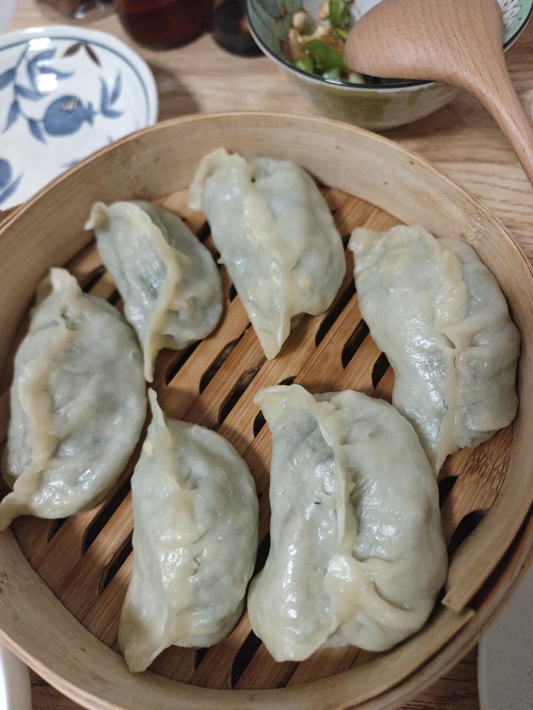 半烫面饺子皮（锅贴、蒸饺、烧卖、剩了还可以烙饼）