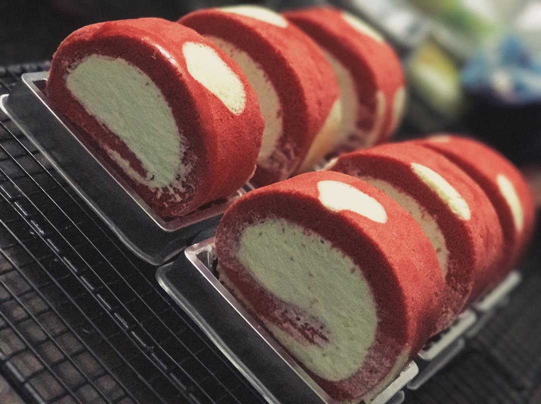 红丝绒瑞士蛋糕卷