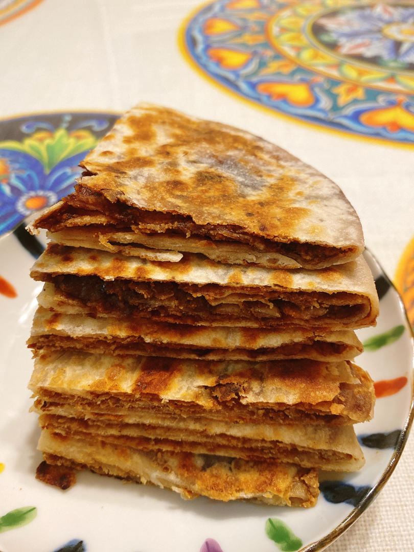 可蛋儿妈咪做的老北京芝麻酱糖饼