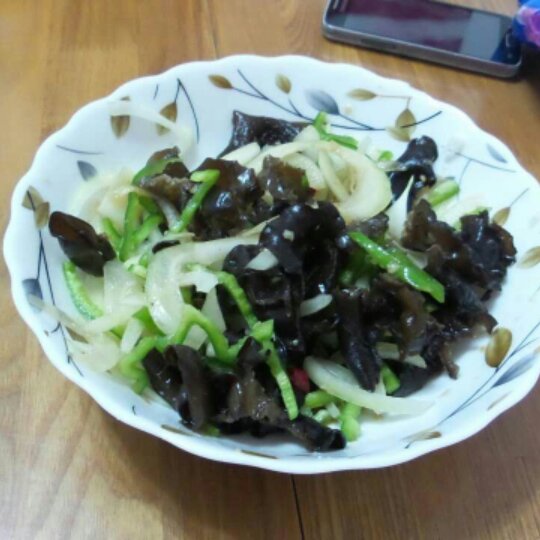 凉拌木耳