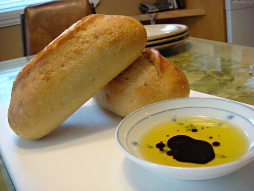 餐前面包蘸料---意大利黑醋与橄榄油的做法