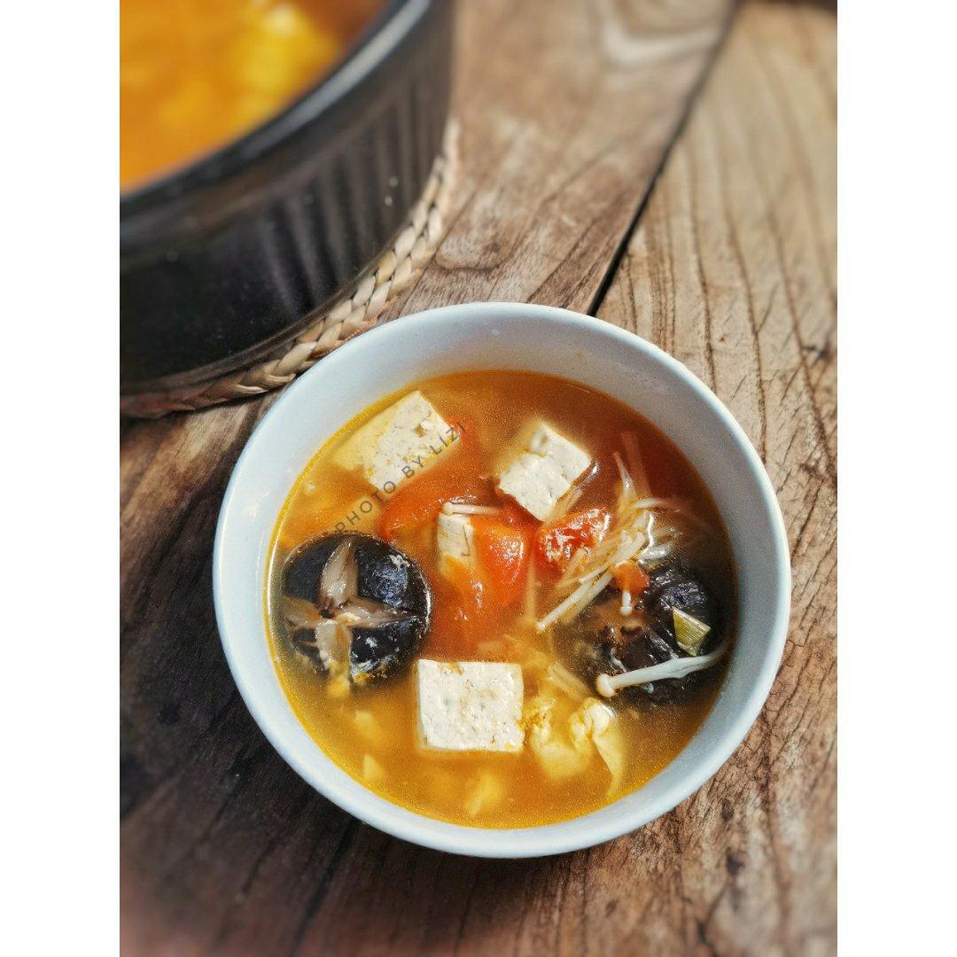 番茄菌菇豆腐汤