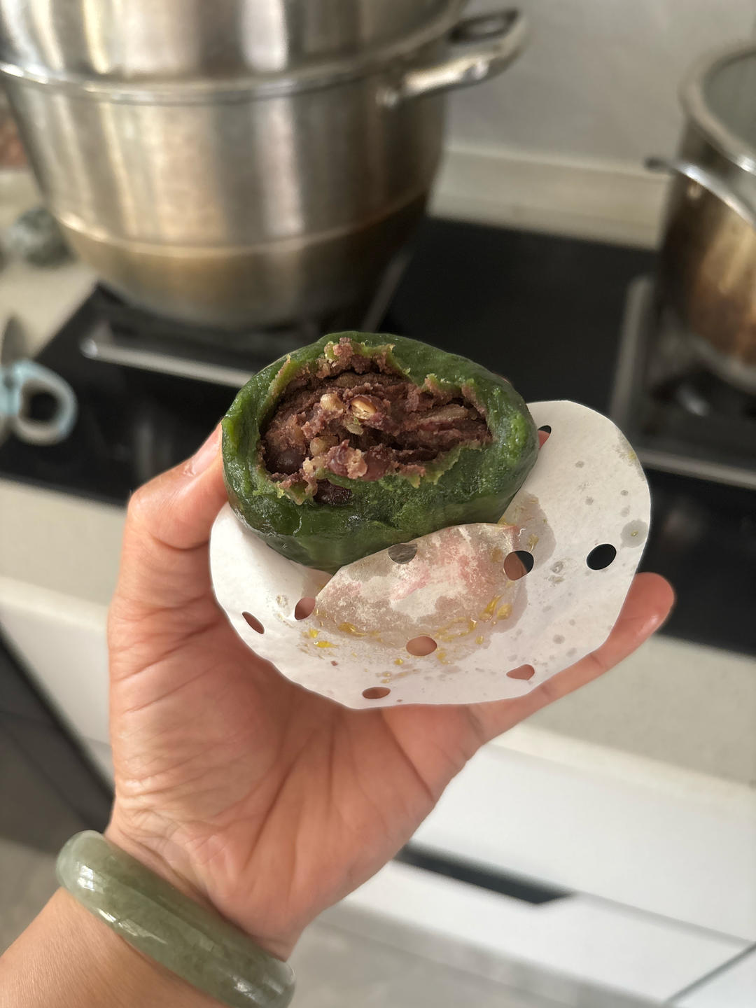 清明必吃的艾草青团