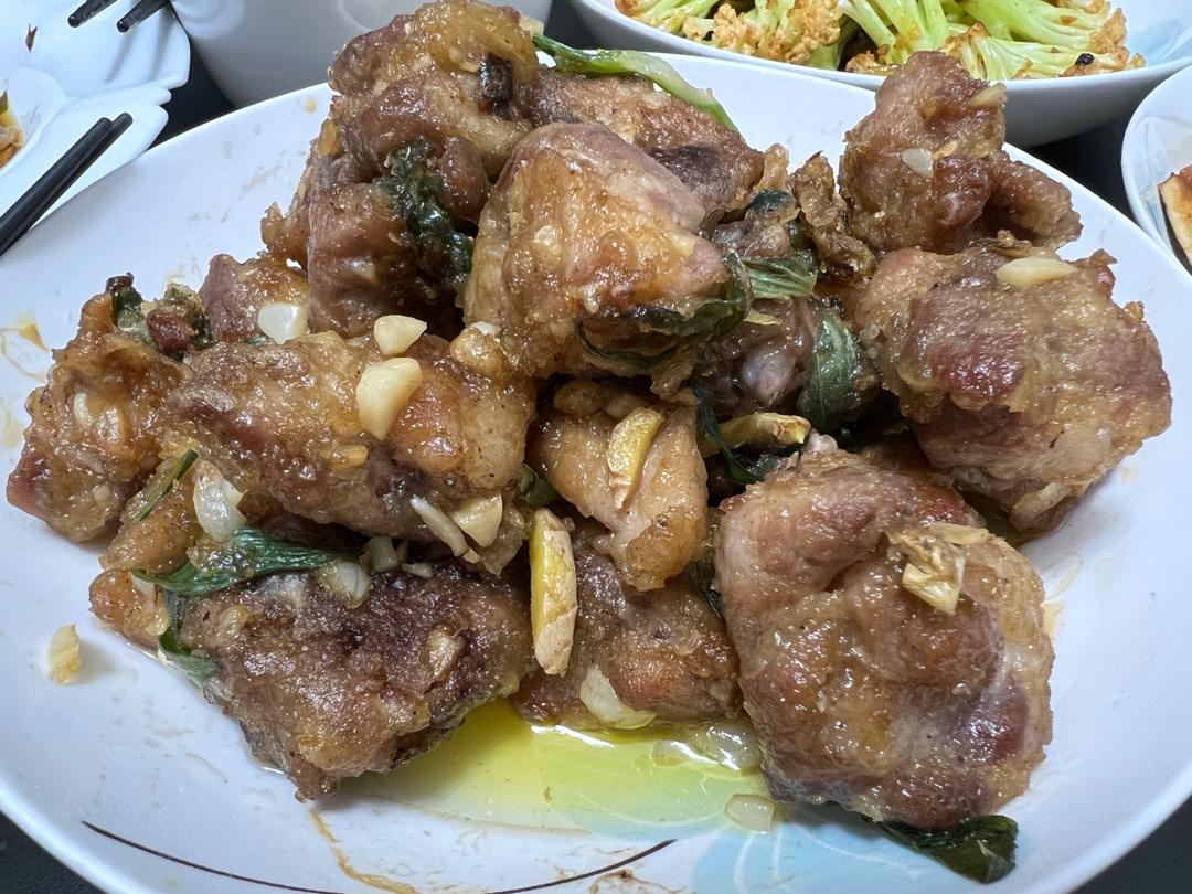 金牌蒜香排骨