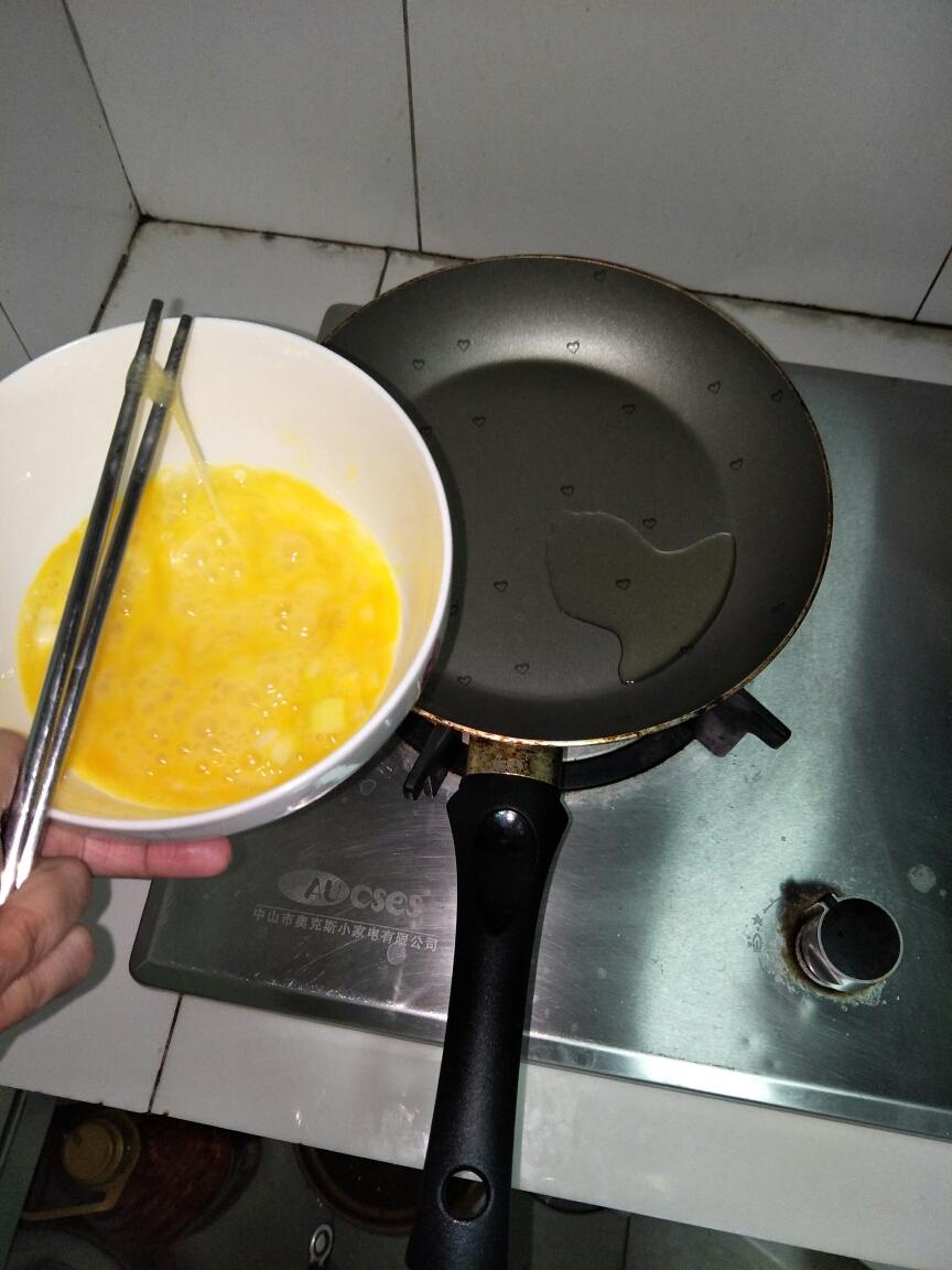 鸡蛋火腿炒米粉的做法 步骤6