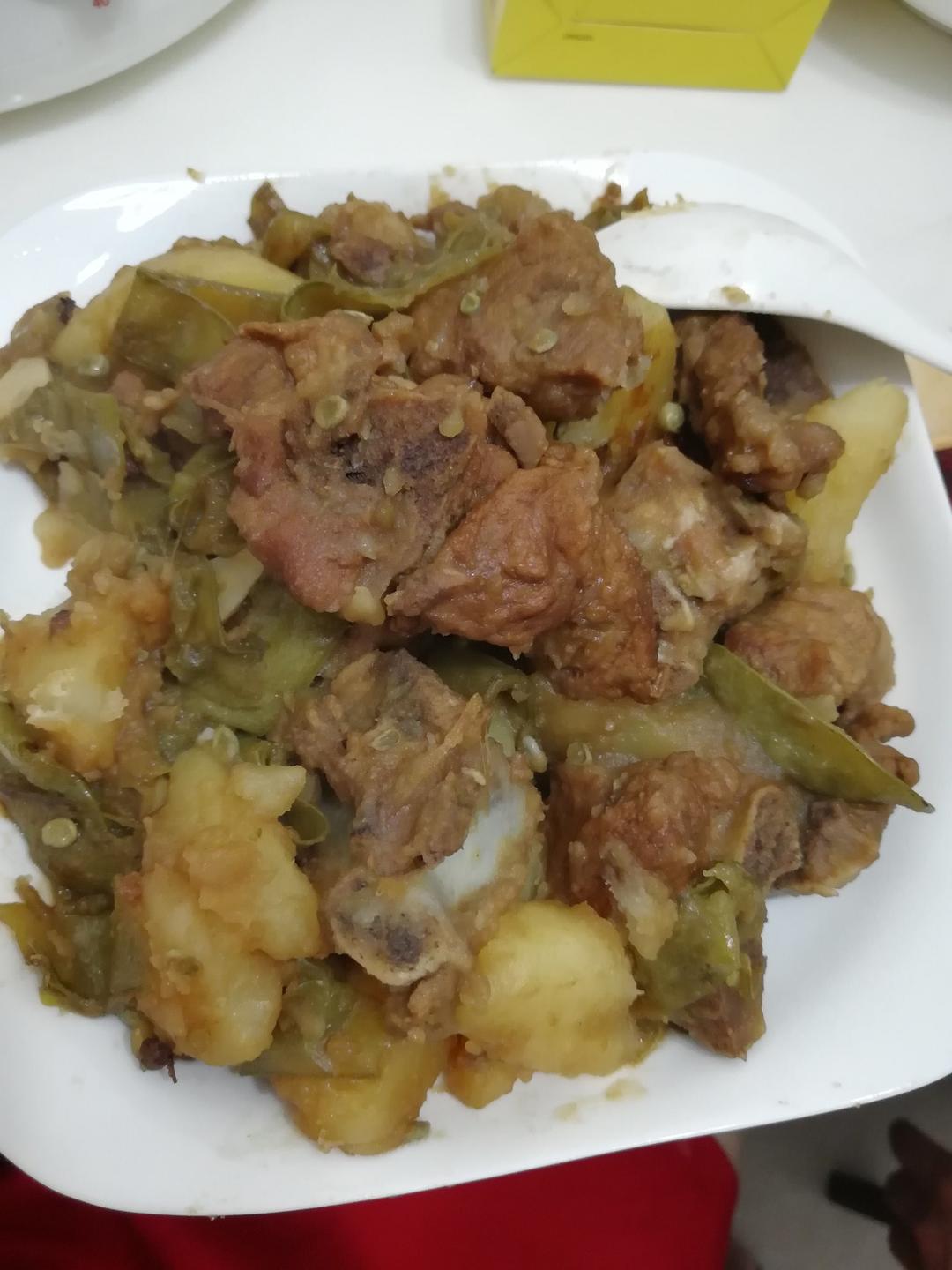 正宗排骨豆角土豆