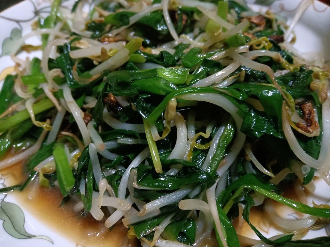 韭菜炒豆芽