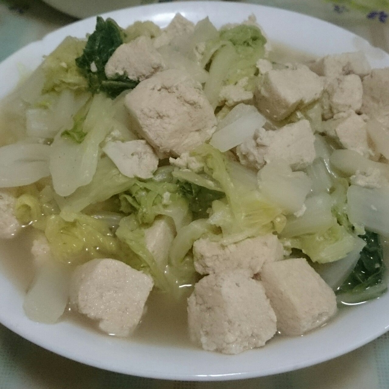 白菜炖冻豆腐