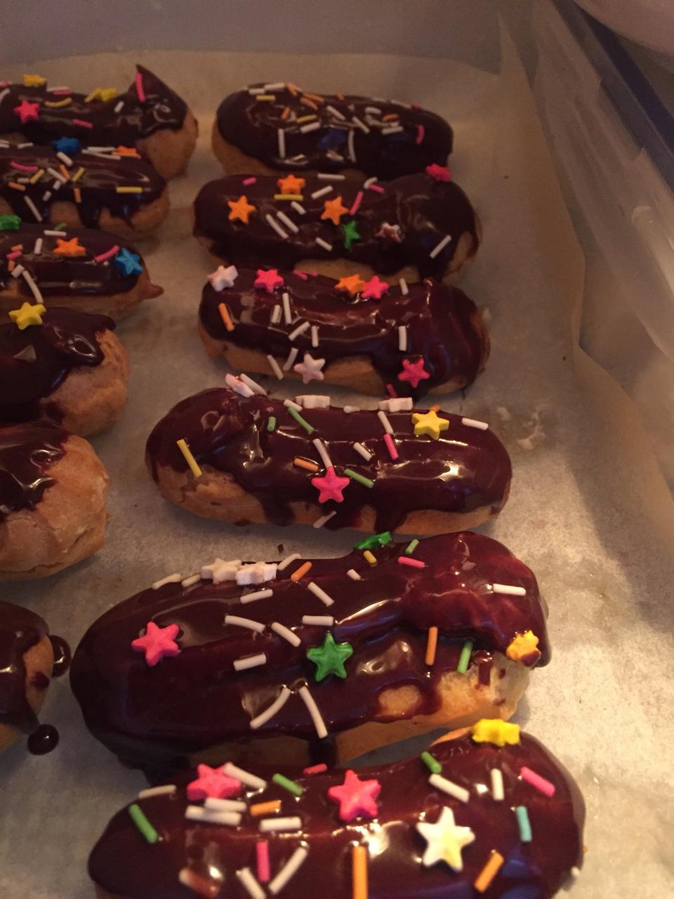 tomorrow_fd53做的巧克力闪电泡芙(eclair)