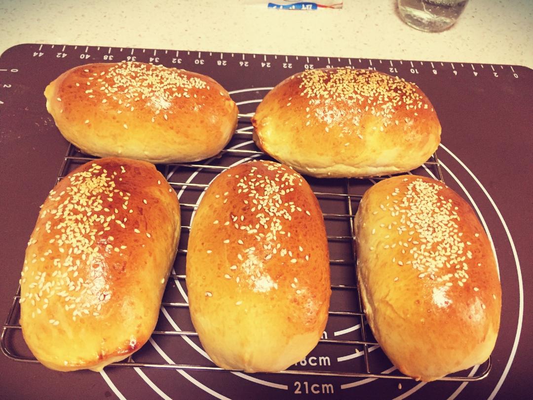 肉松沙拉酱面包（65度汤种）