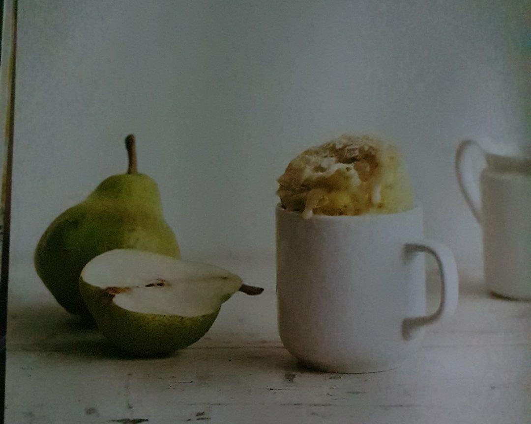 杏仁洋梨马克杯蛋糕