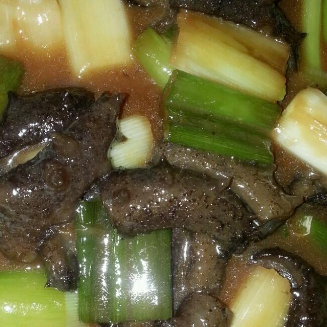 葱爆海参的做法