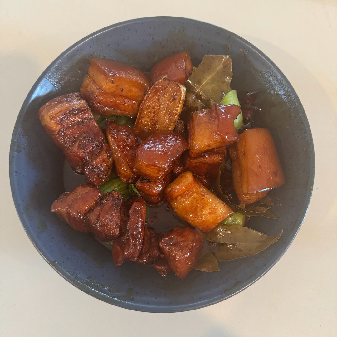 不焯水不放油的家常红烧肉