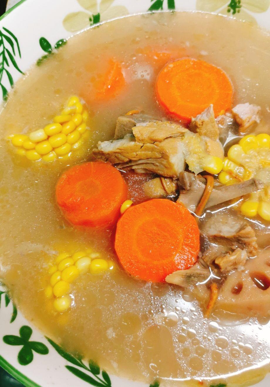 玉米排骨汤