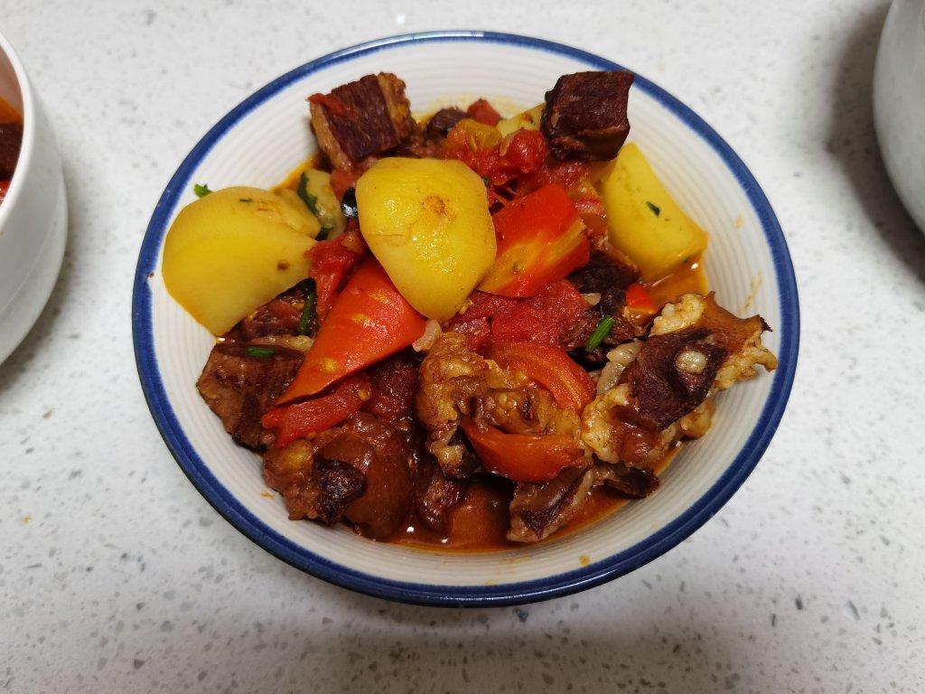 番茄土豆炖牛腩