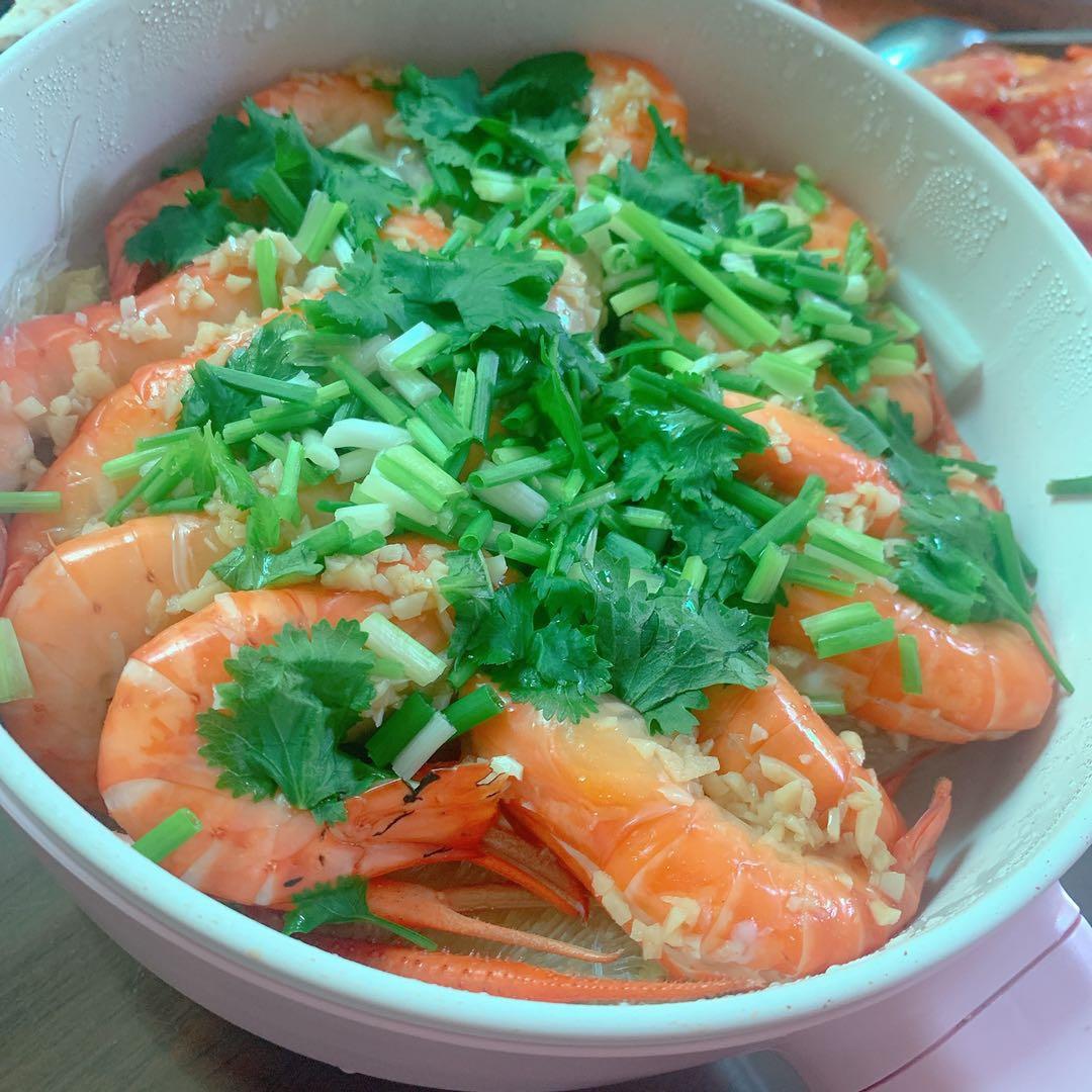 超好吃又简单娃娃菜粉丝虾煲