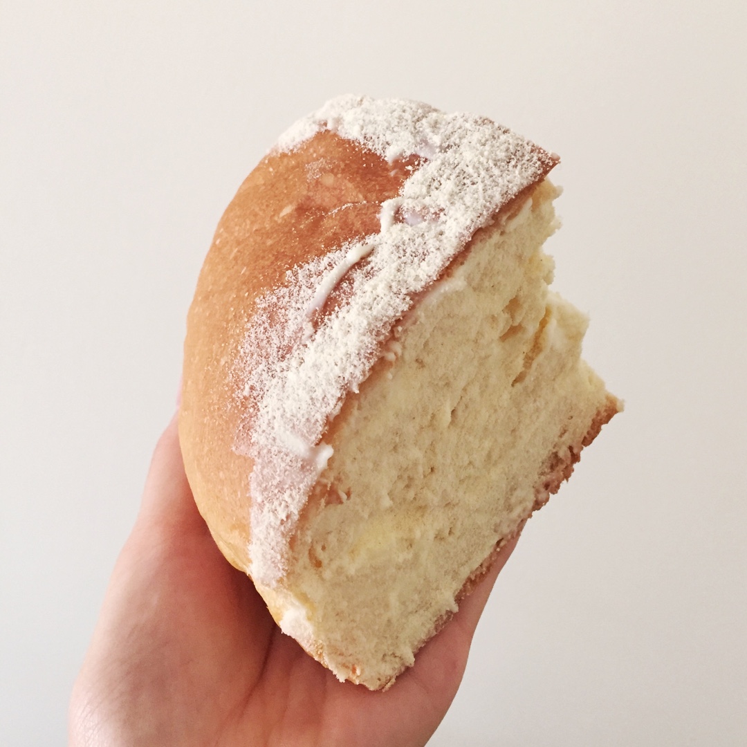 火遍朋友圈的～乳酪包