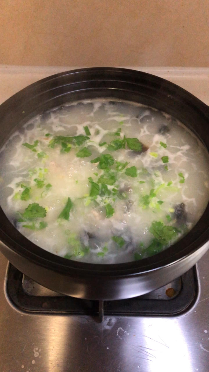 十五分钟快手之香滑皮蛋瘦肉粥(附五分钟电饭煲电压力锅更快捷方法)