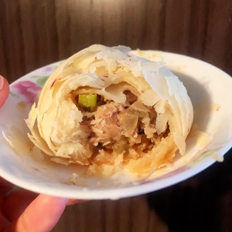 鲜美多汁的——榨菜鲜肉月饼