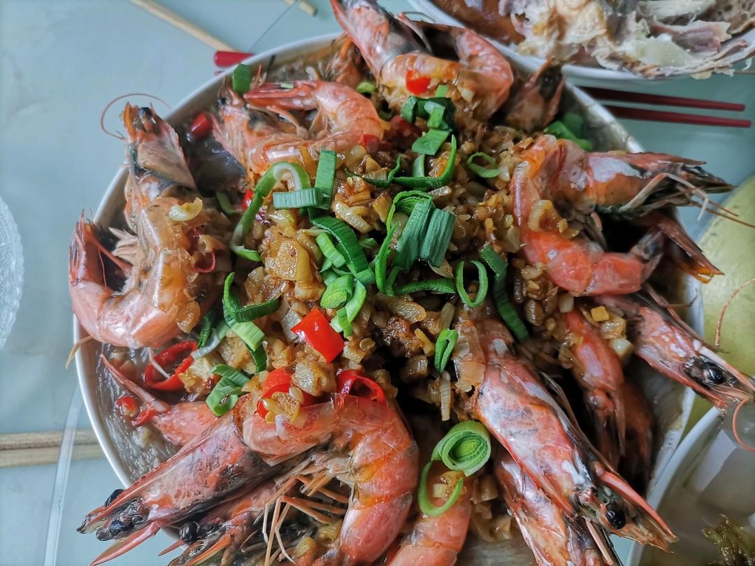 0失败的蒜茸酱粉丝蒸虾🦐🦐🦐（蒜茸酱衍生菜谱）