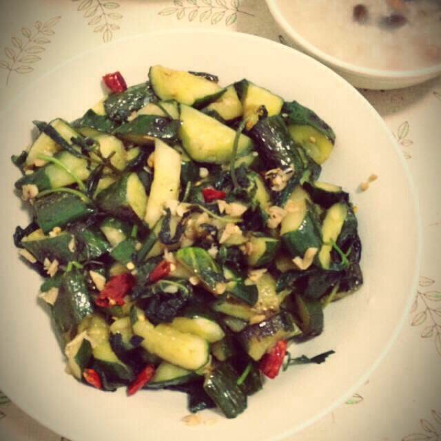 紫苏煎黄瓜