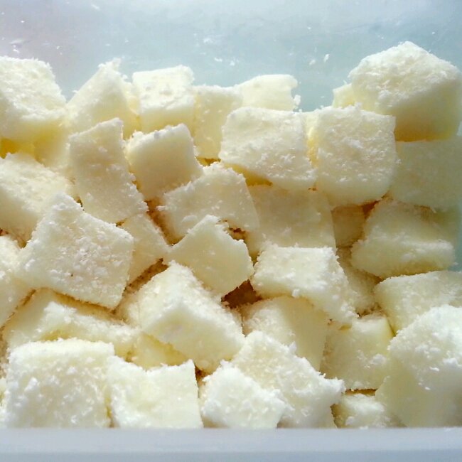 完胜85度C牛奶椰丝小方