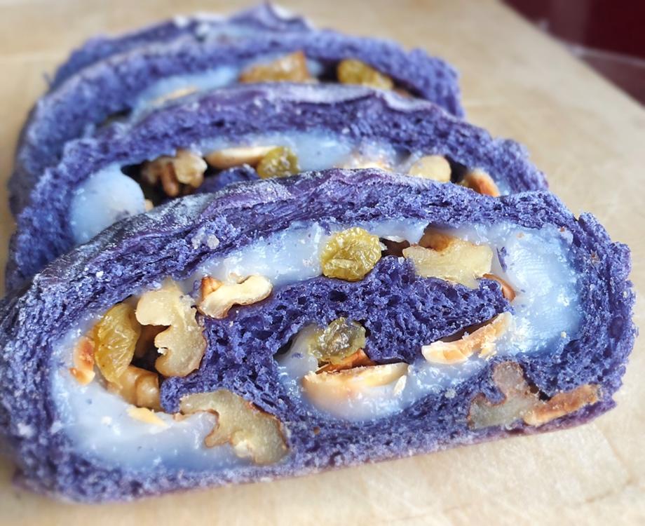 星空坚果麻薯欧包（蝶豆花版）