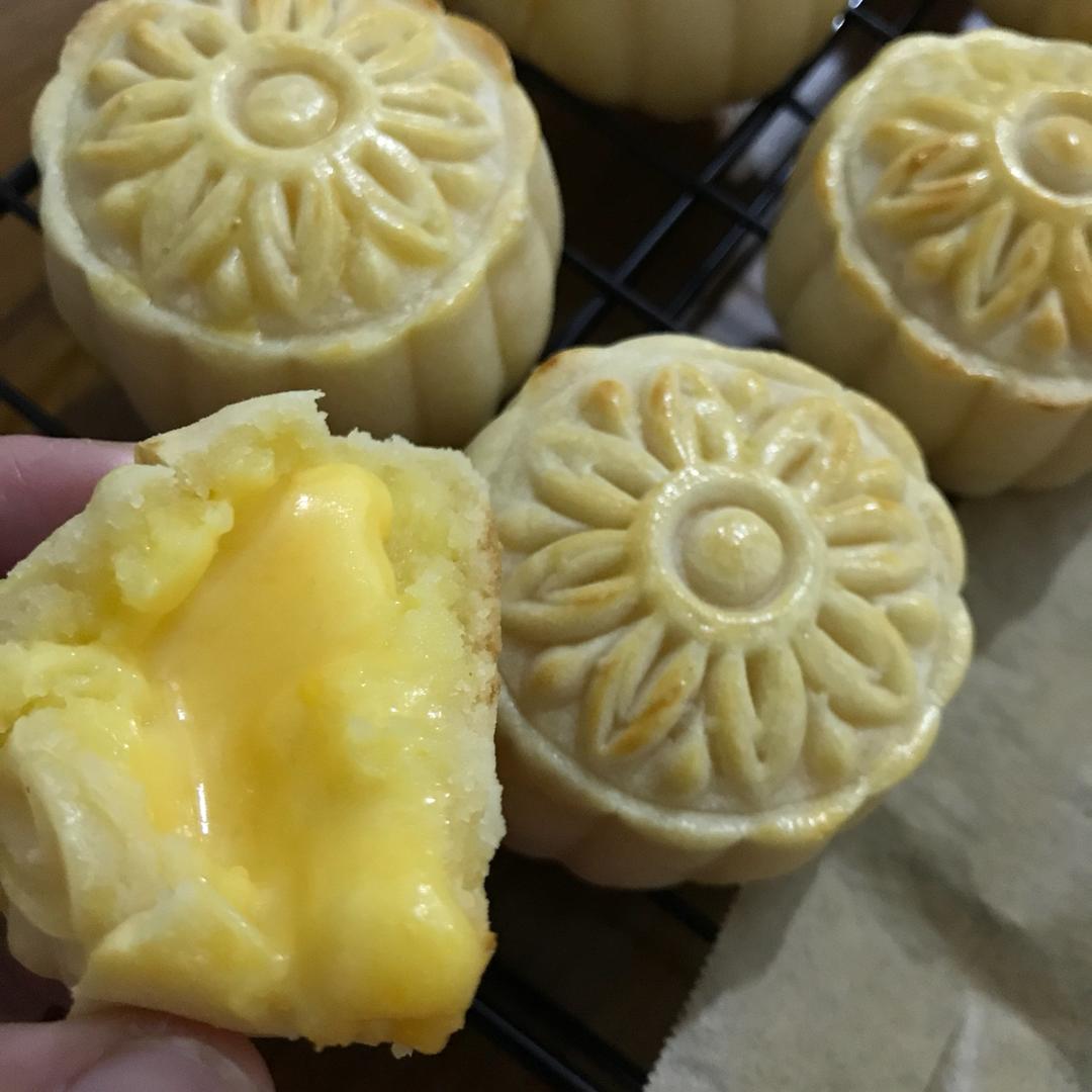 流心奶黄月饼（无吉士粉/转化糖浆版本）【曼食慢语】