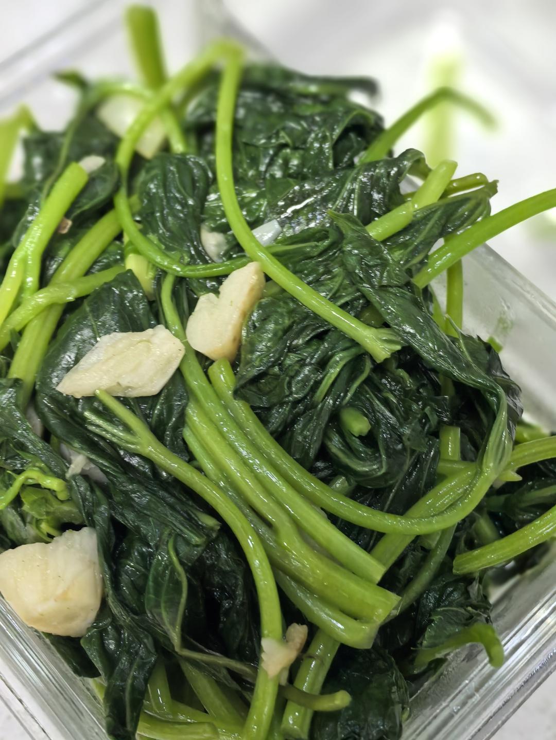 💥蒜蓉炒红薯叶