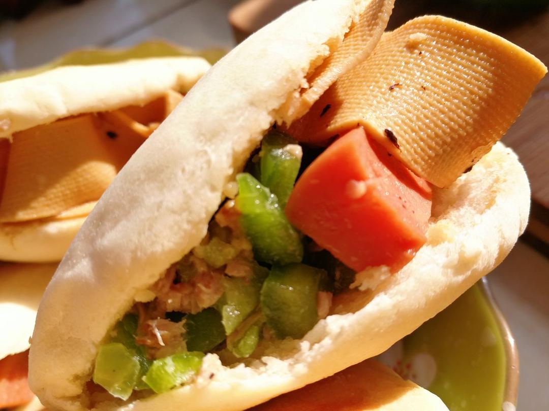 肉夹馍(白吉馍的制作)