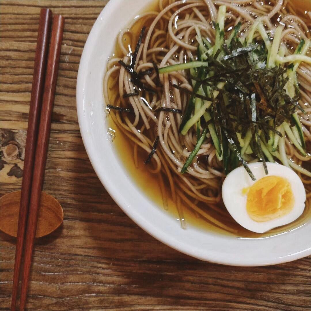 夏日绿茶茶汤荞麦面