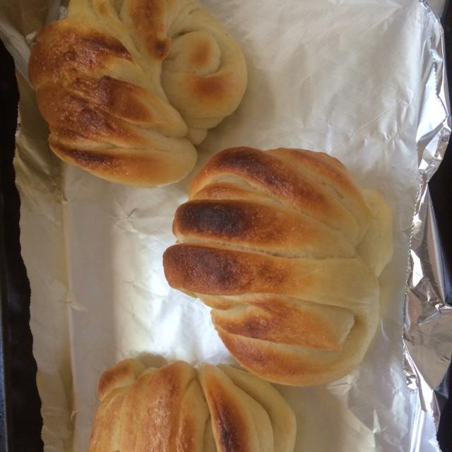 黄油烤花卷的做法