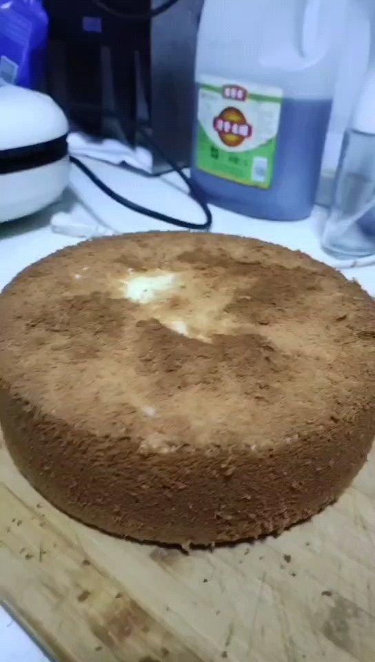 超柔软6寸戚风蛋糕(附8寸配方)零失败 超详细‼️含操作视频