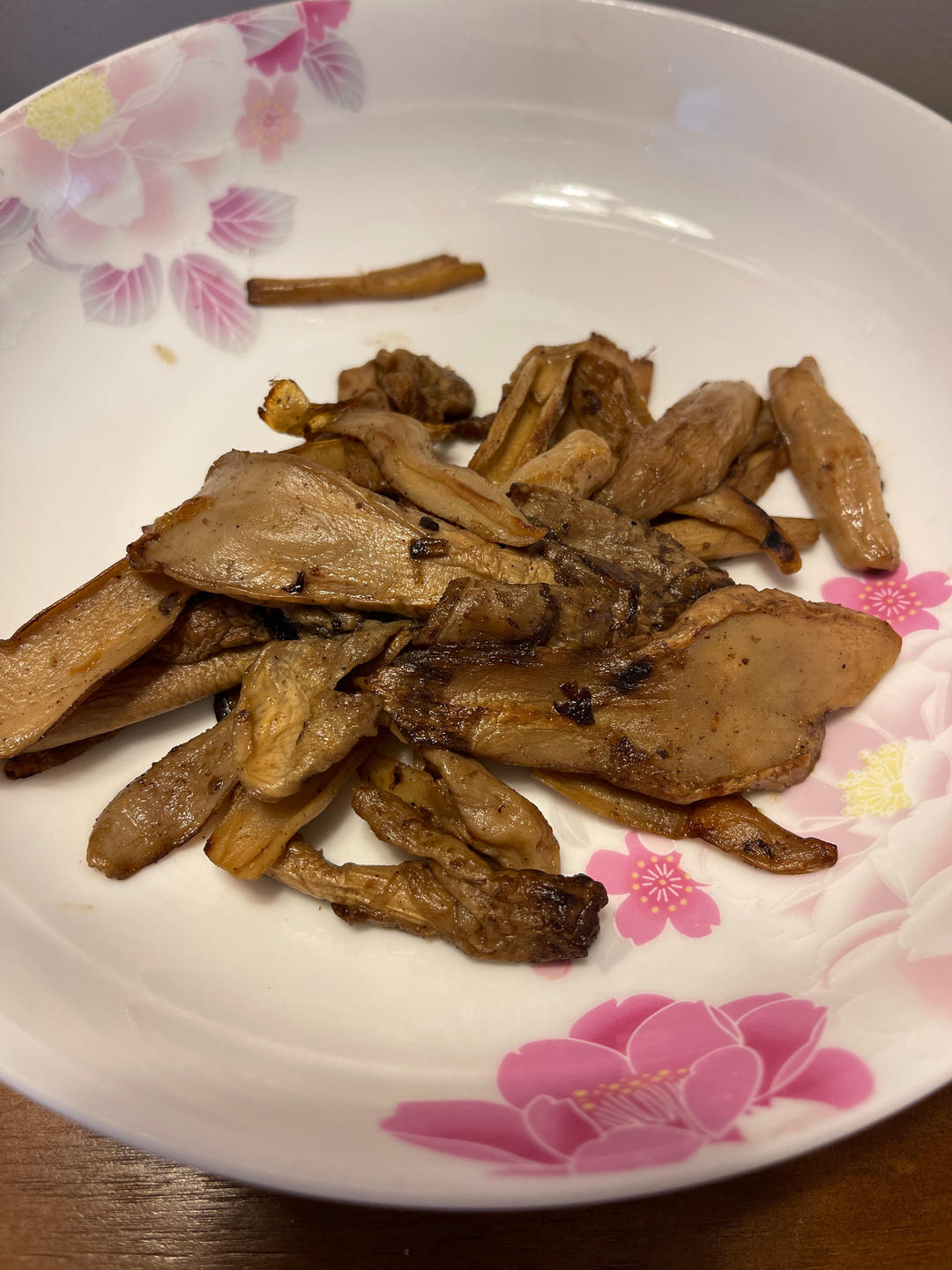 煎鸡腿菇