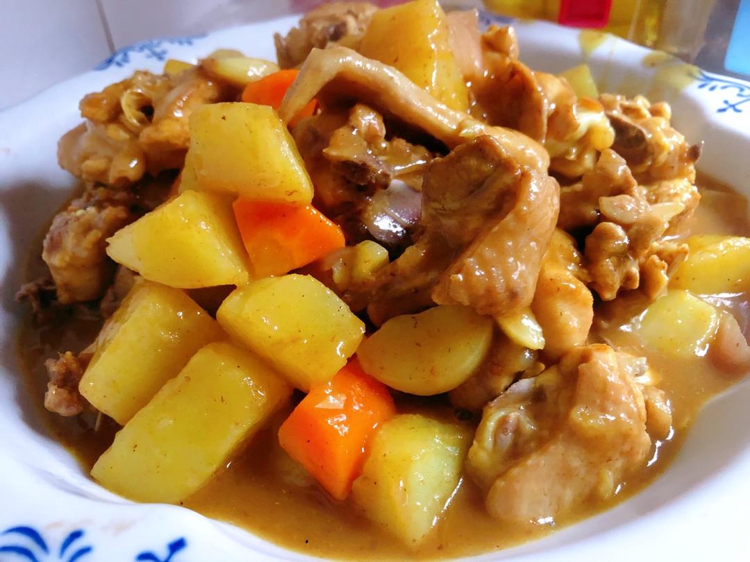 咖喱鸡肉饭