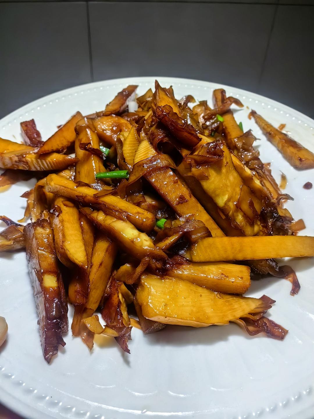 春季限定：油焖春笋