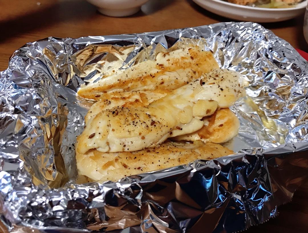 一人食。快手早餐，香煎鸡里脊～