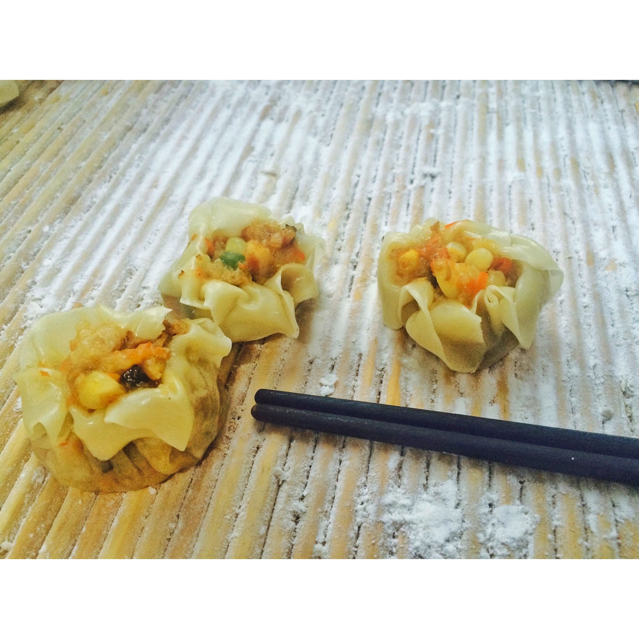 馄饨皮糯米烧麦