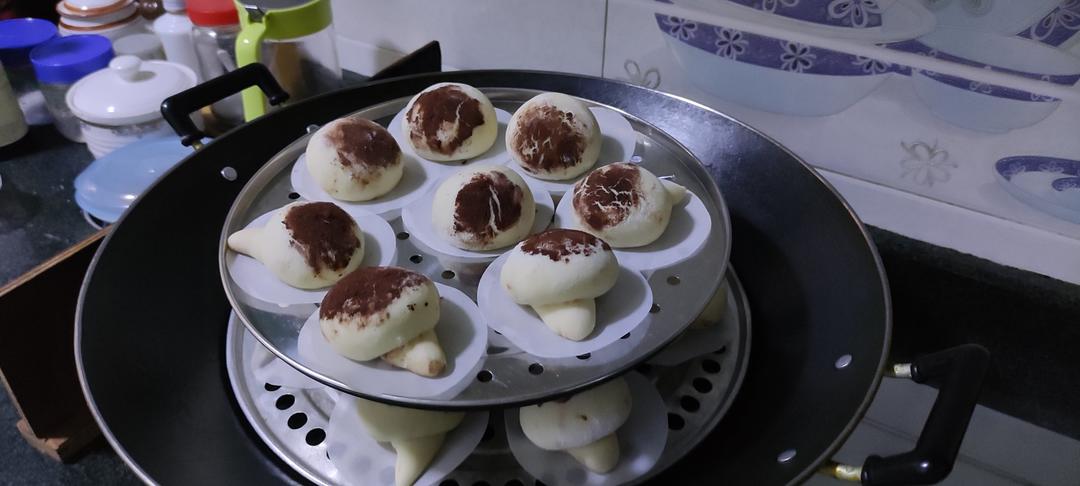 蘑菇馒头