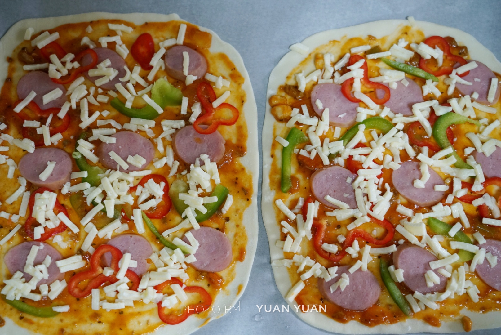 香香脆脆的薄底披萨的做法 步骤11